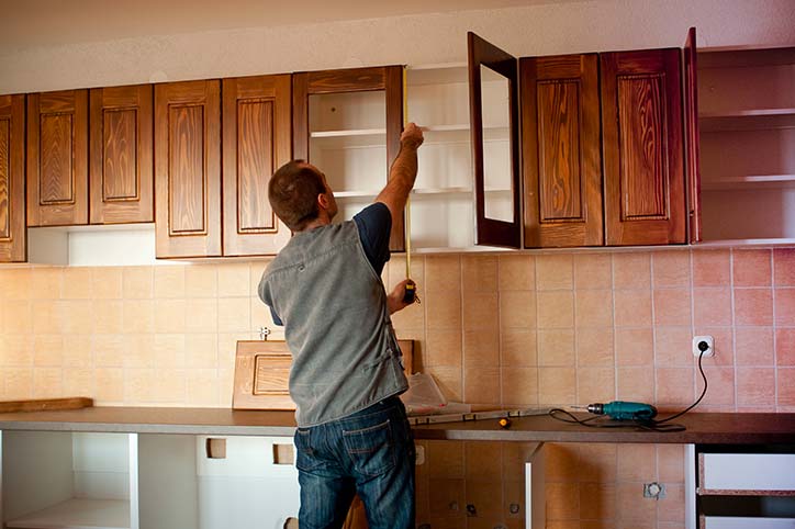 Trasloco con modifiche, montaggio mobili Cremona