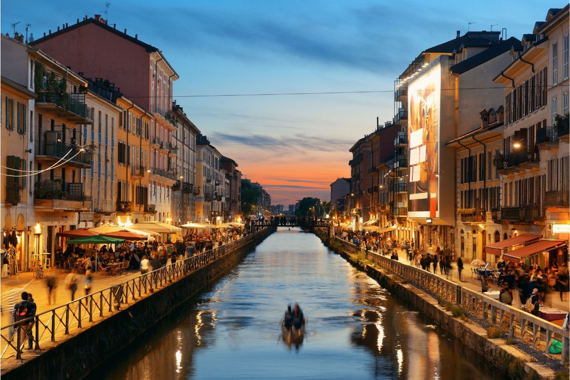 Traslochi sui Navigli a Milano